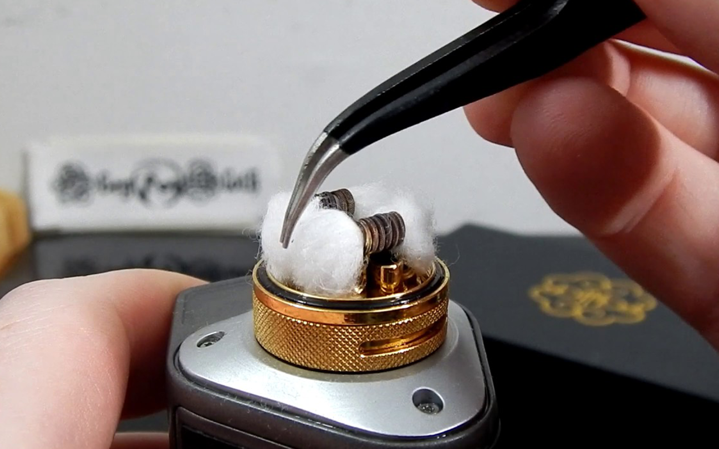 Revealing the best way to wick cotton when vaping Revealing the best way to wick cotton when vaping